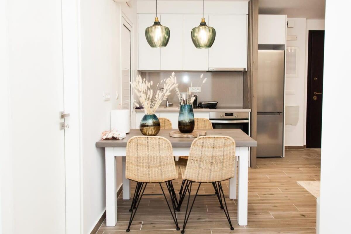 Comfortable 2 Bd Apt Near Sintagma Square Атина Екстериор снимка