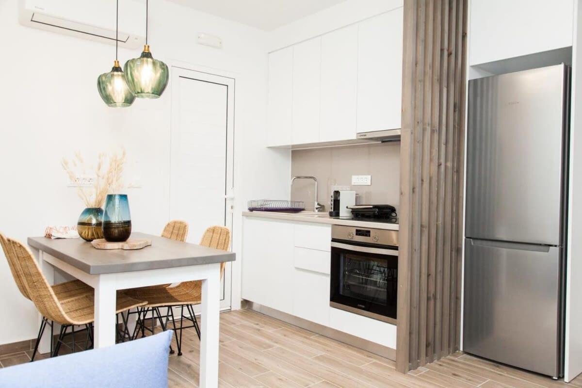 Comfortable 2 Bd Apt Near Sintagma Square Атина Екстериор снимка