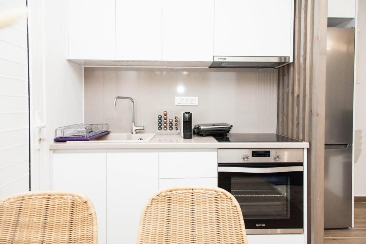 Comfortable 2 Bd Apt Near Sintagma Square Атина Екстериор снимка