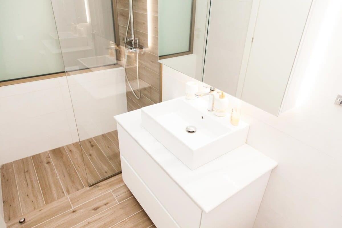 Comfortable 2 Bd Apt Near Sintagma Square Атина Екстериор снимка